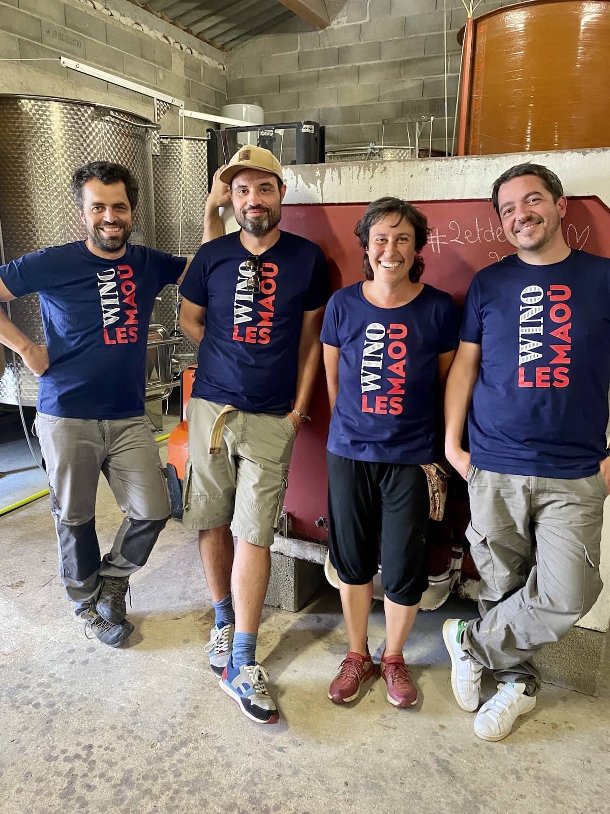 Vendanges de la cuvée 2 et Deux en t-shirts Maison Wino et Les Maoù
